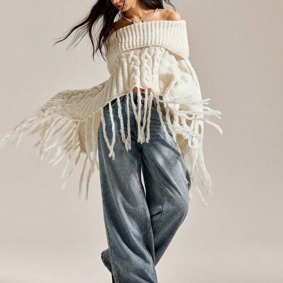White Boho Chic Women's Off-Shoulder Poncho Sweater with Fringe - Picture 1 of 7